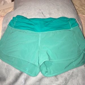 Lululemon size 6 Shorts